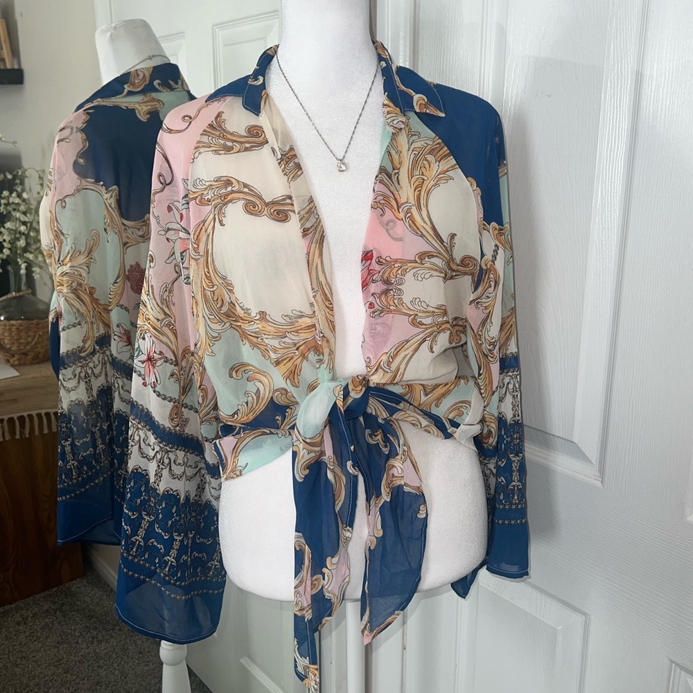Pretty Sheer Tie Front French Style Blouse Size M